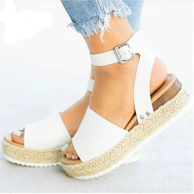 Stijlvol & Comfortabel – De Perfecte Sandalen voor de Zomer!